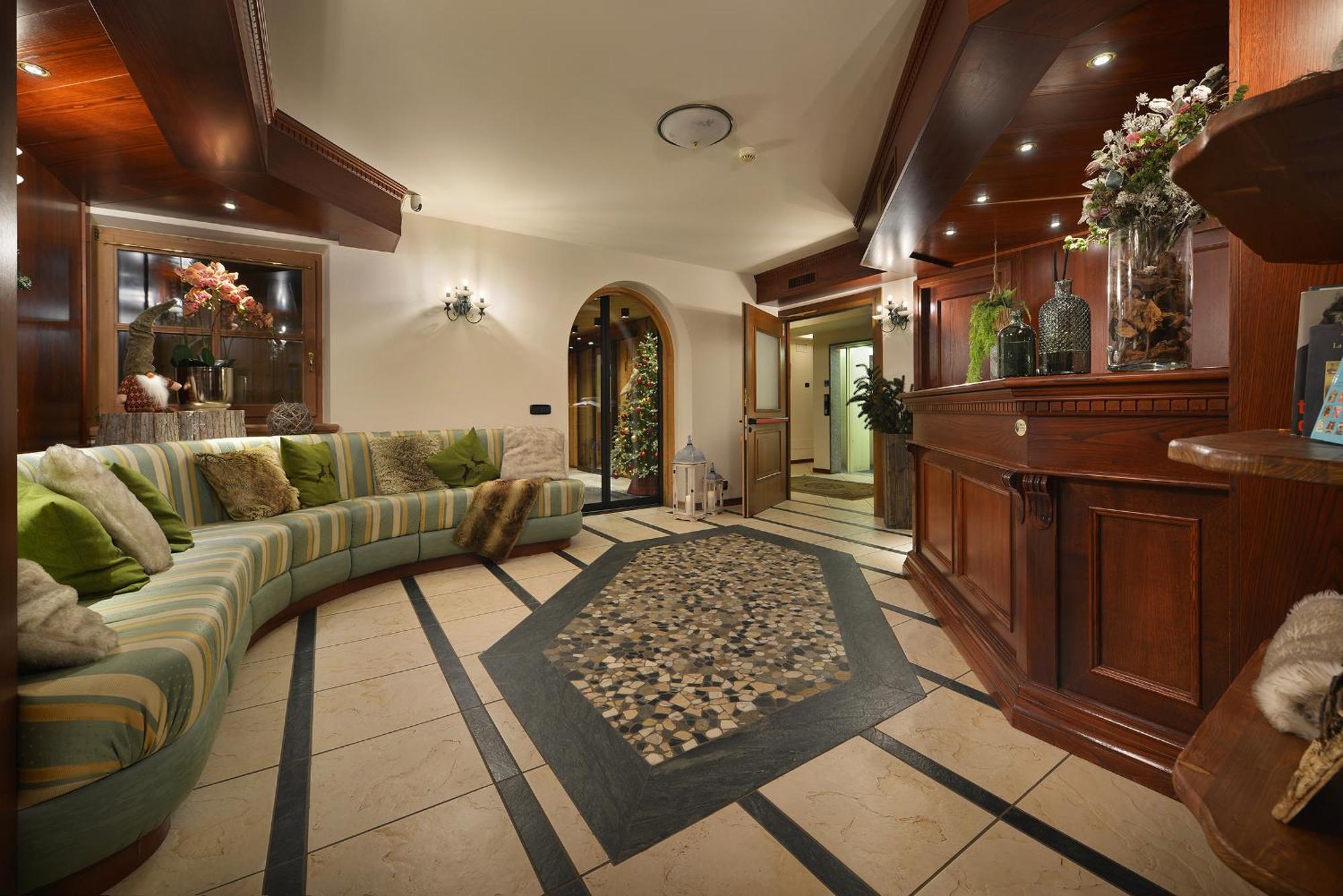 Primula Hotel